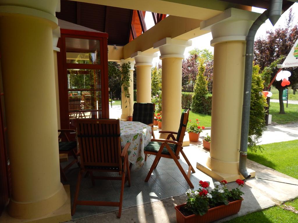 Juniperus Park Hotel Kecskemét Extérieur photo