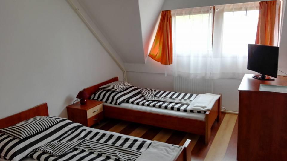 Juniperus Park Hotel Kecskemét Extérieur photo