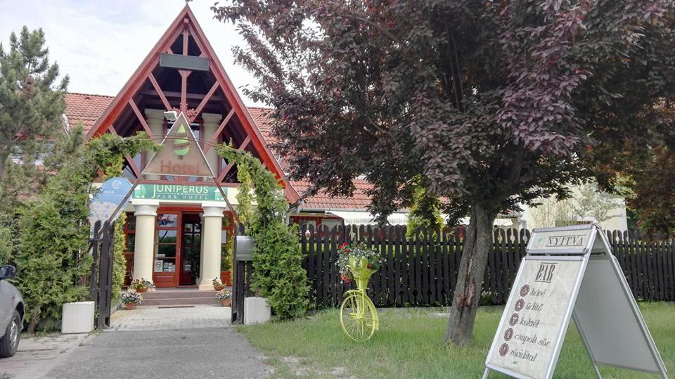Juniperus Park Hotel Kecskemét Extérieur photo